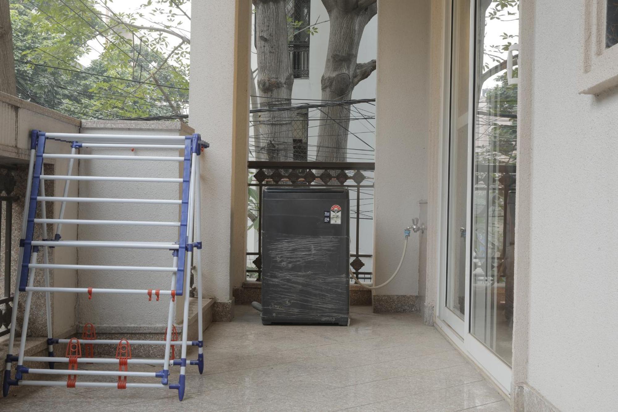 Under My Roof Superio Bed & Breakfast New Delhi Bagian luar foto