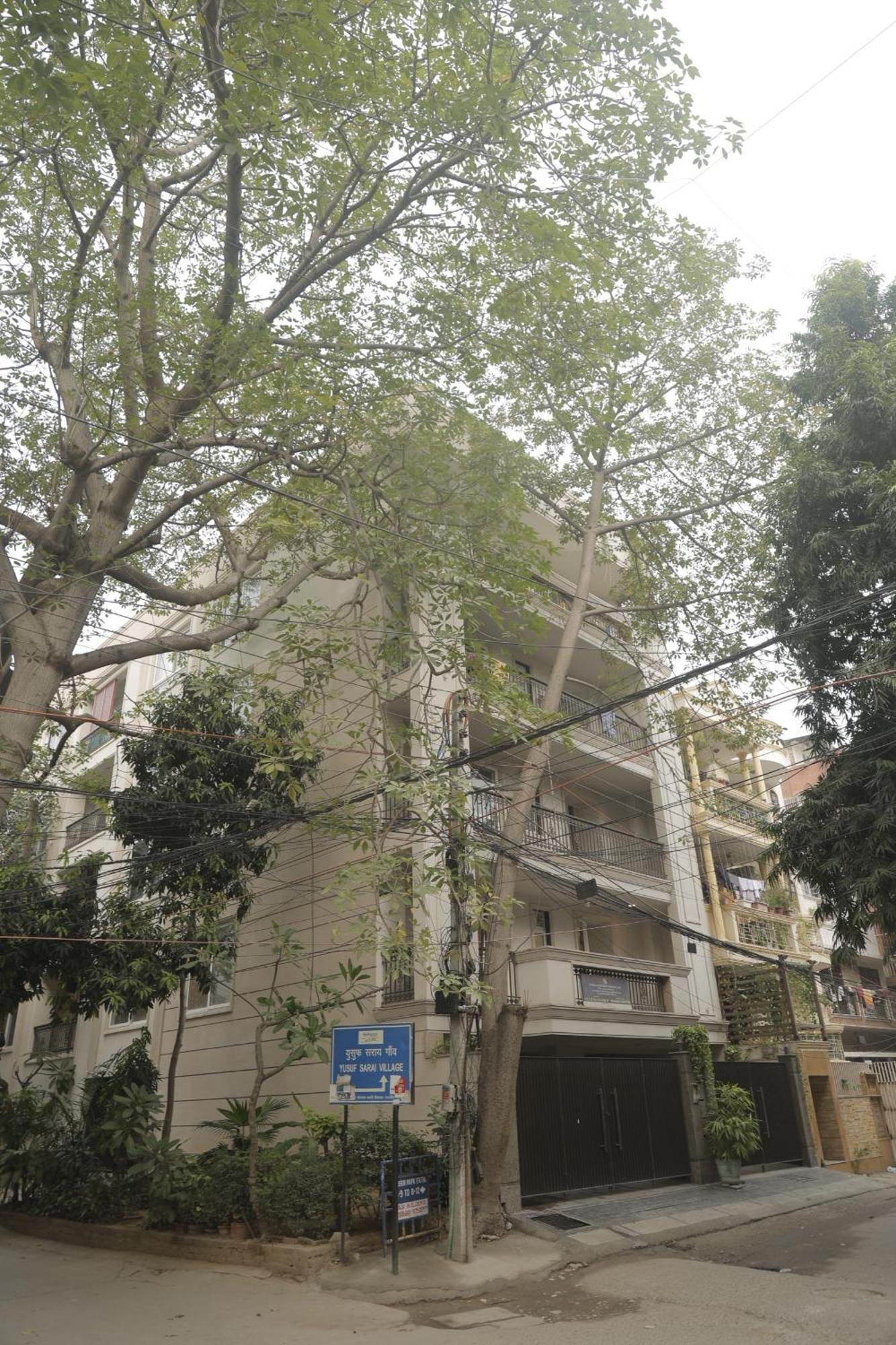Under My Roof Superio Bed & Breakfast New Delhi Bagian luar foto